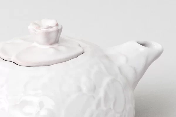 Detail of water lilies teapot