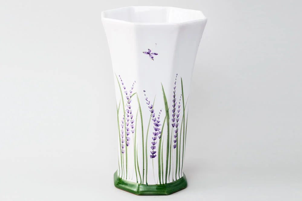 Ocotgonal vase with lavender motif