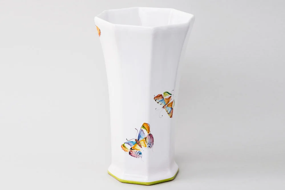 Octogonal vase with butterflies motif