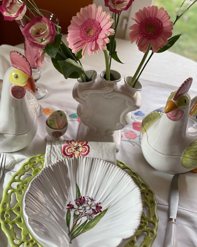 Bon Dimanche 🐥🐣🐥#pâques2024 #artdelatable #ateliersoleilmoustiers #tablesetting #easter2024